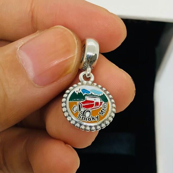 ✨🔥Pandora Smoky Mountain Exclusive Dangle charm - Picture 3 of 4